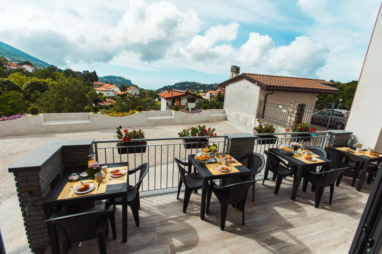 Bed and Breakfast Acqua Leggia Аджерола Экстерьер фото