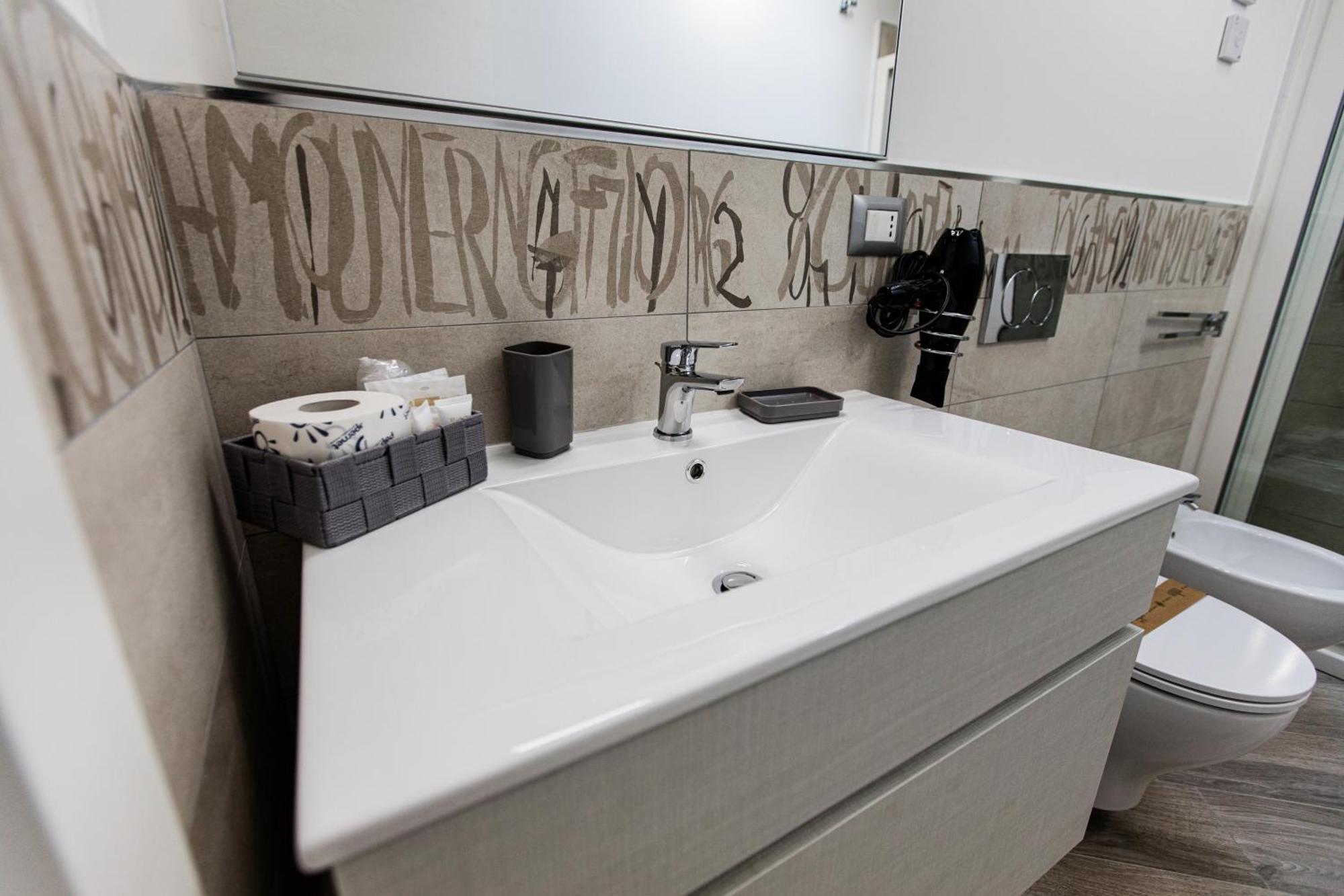 Bed and Breakfast Acqua Leggia Аджерола Номер фото